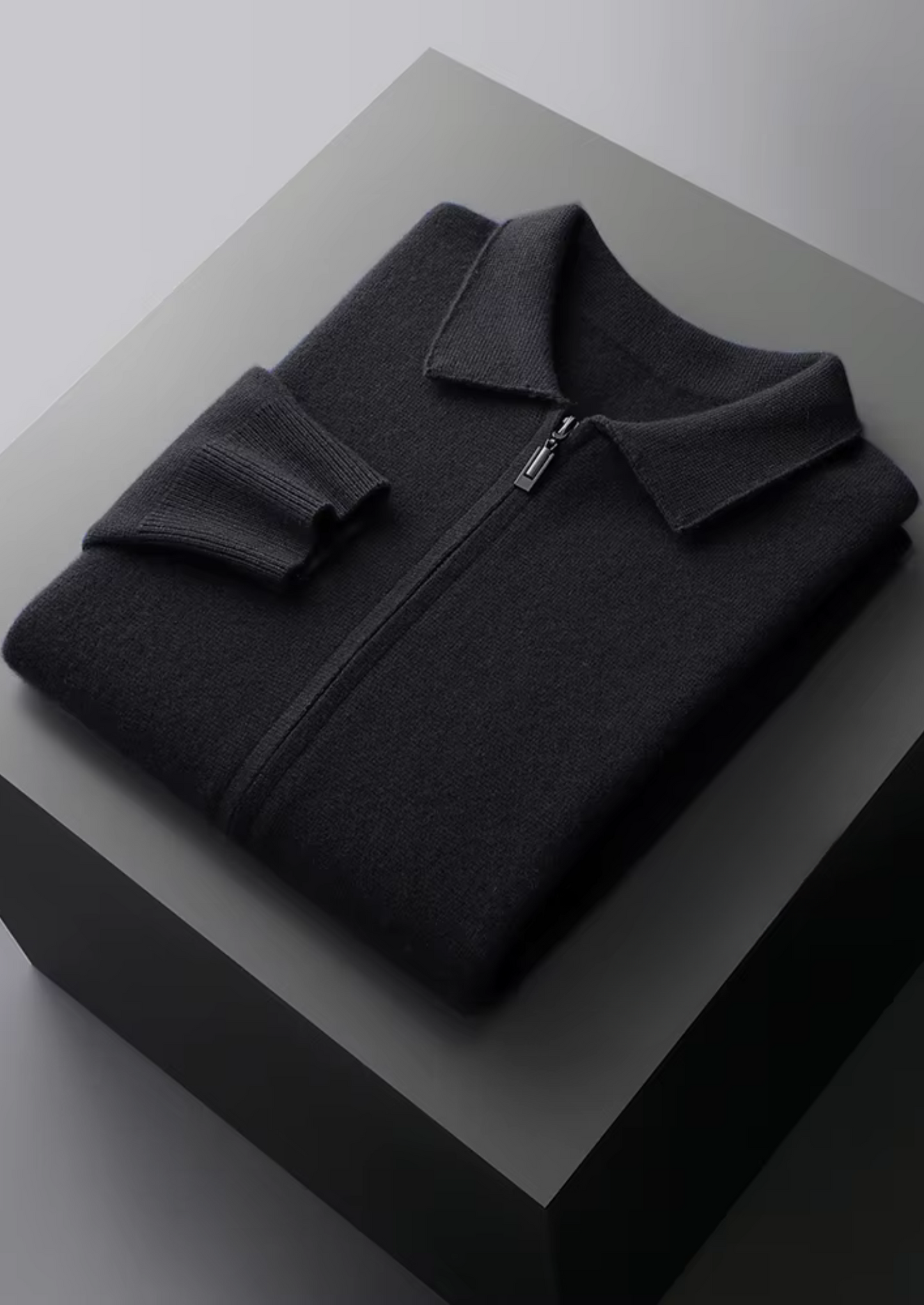 EXTRA-FINE MERINO WOOL ZIP POLO CARDIGAN